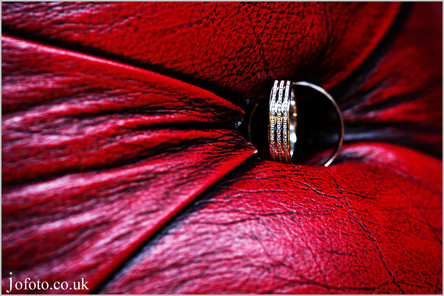 Jofoto winter wedding photographer cooling barn castle kent