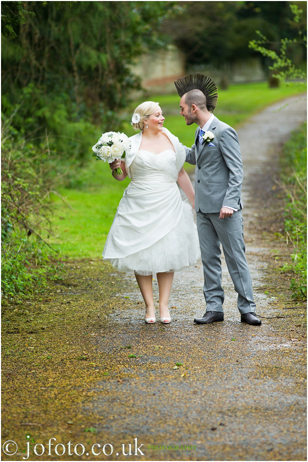 Wedding Photographer Fitzleroi Barn